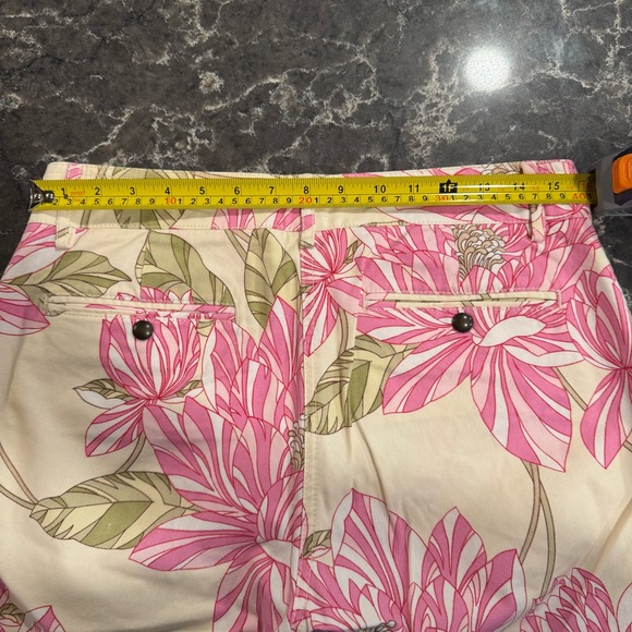 Tommy Hilfiger Stretch Pink Floral Cropped Pants - Picture 7 of 8